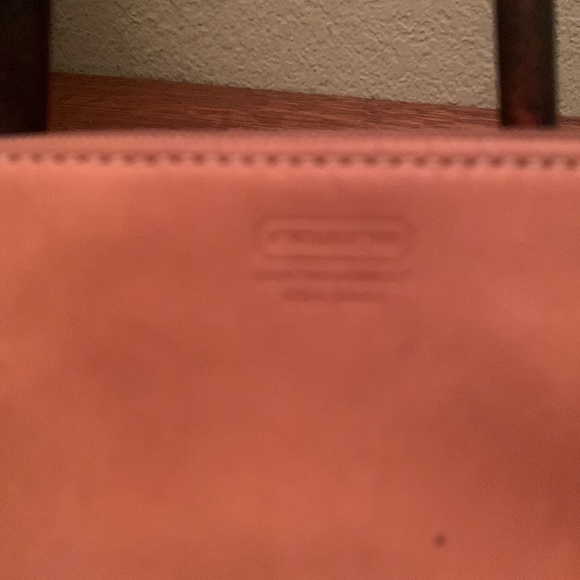 Coach Leatherware Vintage Tan Leather Wristlet - Picture 2 of 10